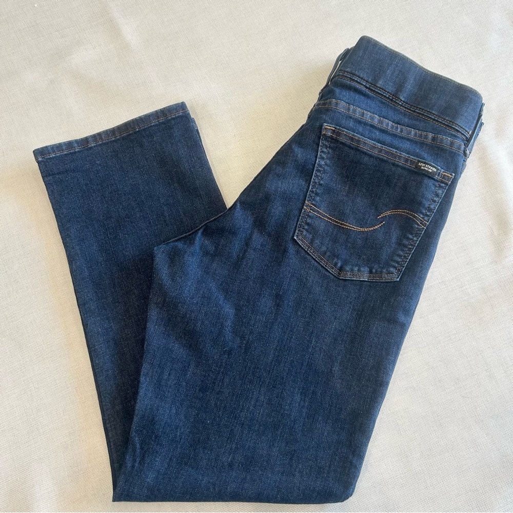 Levi’s Straight Pull On Ankle Straight Leg Jeans